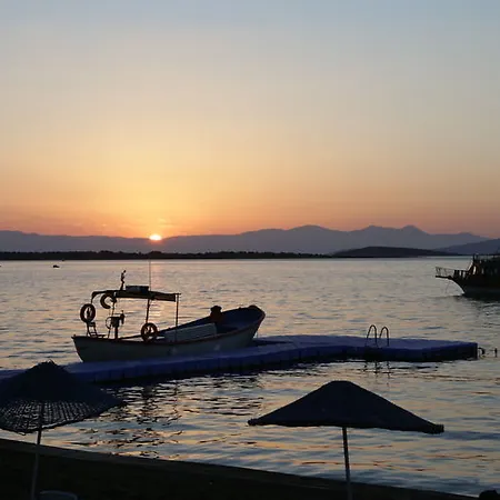 Medis Курортний комплекс Чешме