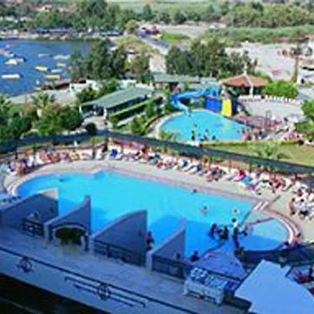 Üdülőközpont Medis 3*