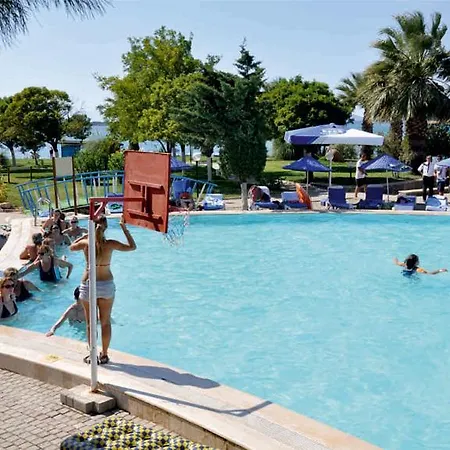 Курортний комплекс Medis